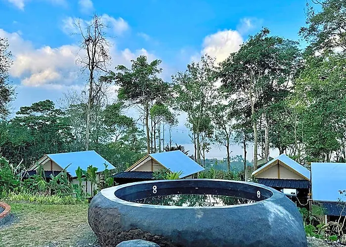 Lava View Glamping By Ihm Campo de lujo Bedugul (Bali)